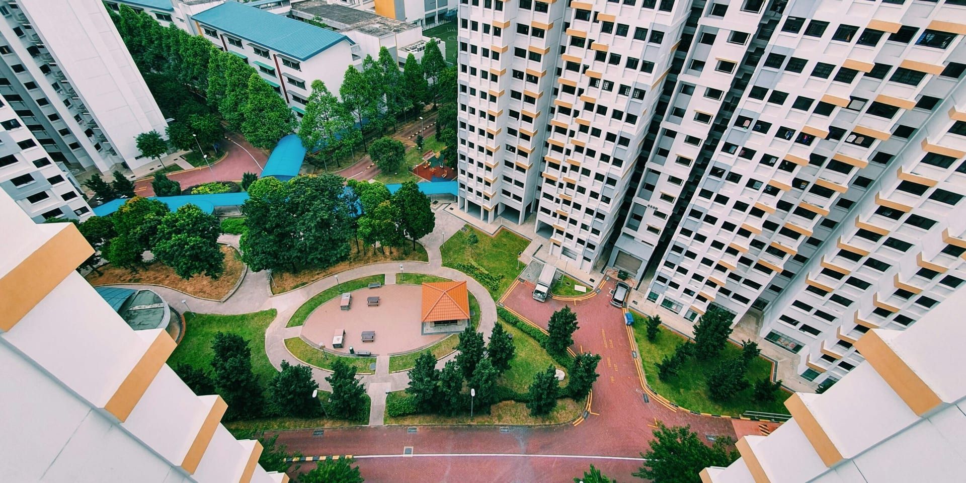 AI and Smart Technologies Transforming Real Estate in 2025