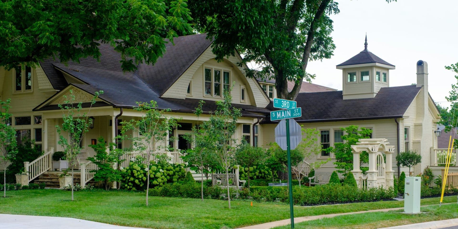 U.S. Housing Market Ends 2025 with More Balanced Buyer‑Seller Conditions
