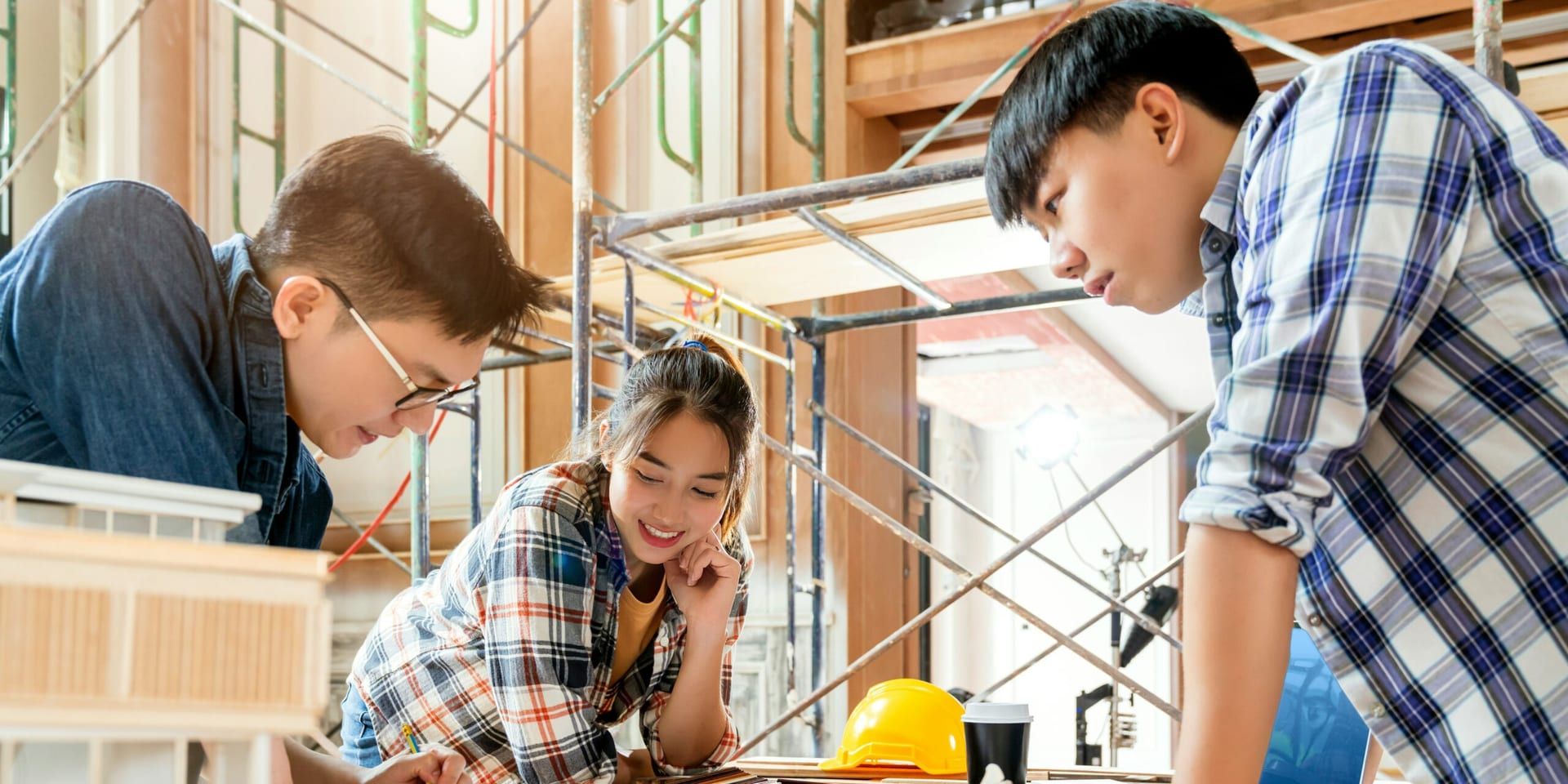 Home-Builders Shift Focus: Flex Spaces, Smart Tech, and Sustainability Dominate 2025 Trends
