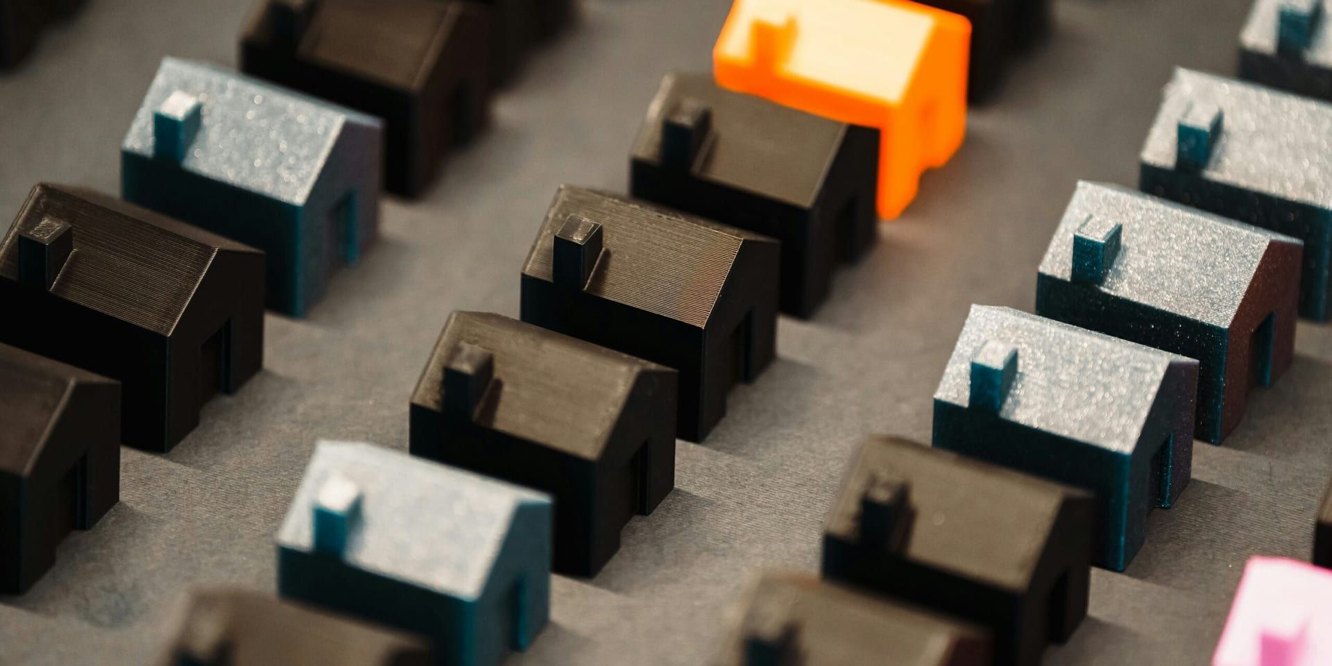 Navigating the Shifting Real Estate Market: Strategies for Agents in 2025