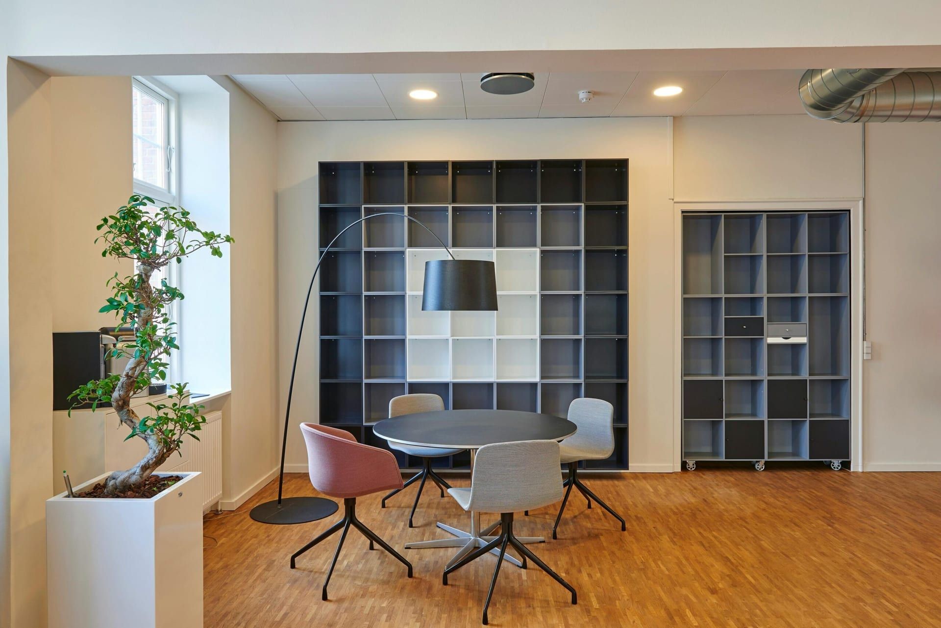 Transforming Office Environments: Emphasizing Flexibility and Employee Wellness