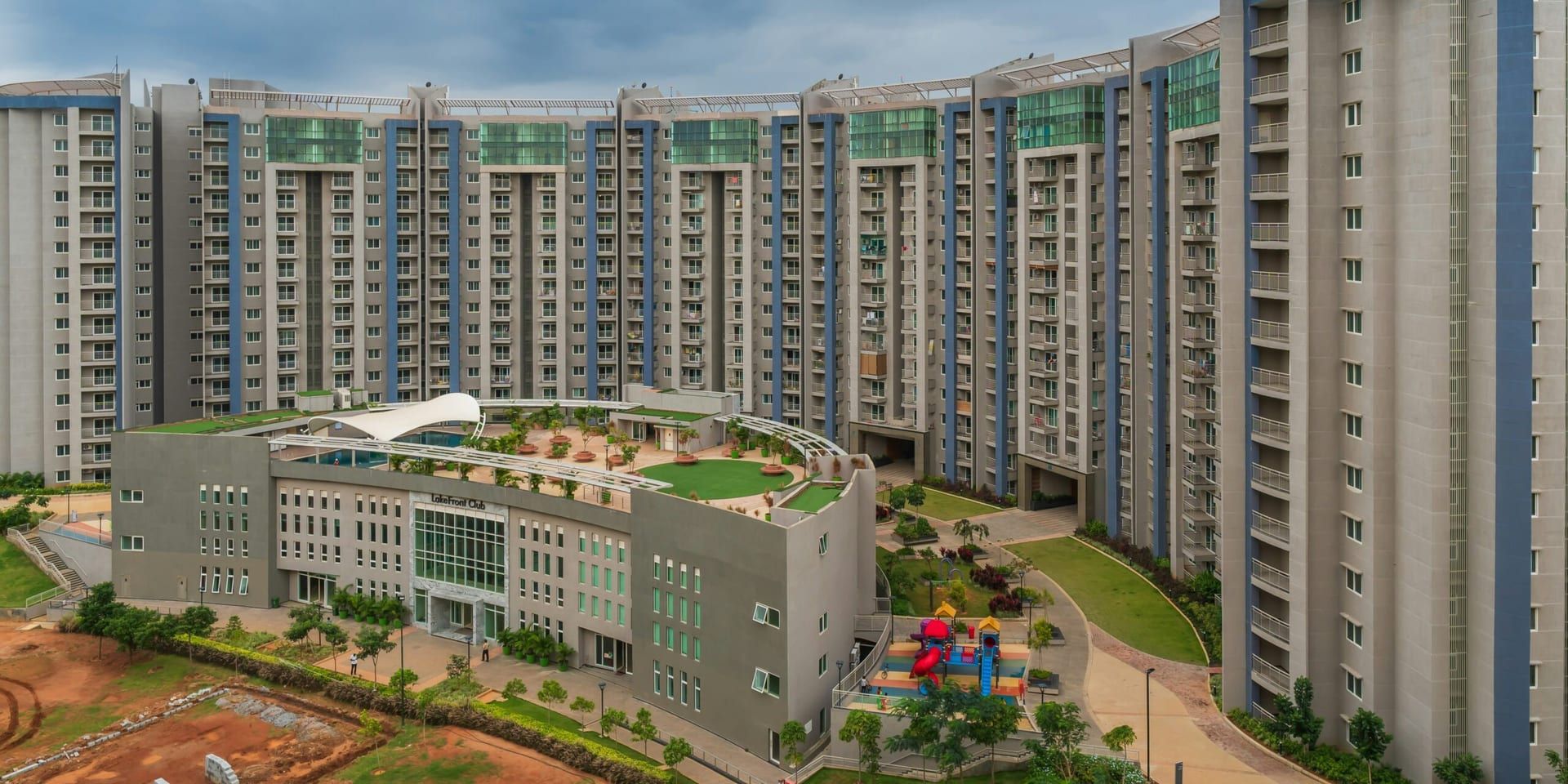 Emerging Real Estate Trends for 2026 Highlight Data Centers, Senior Living, and Tech Integration