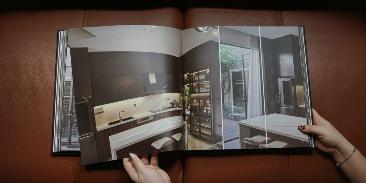 tron-le-YR5udRcbJtM-unsplash