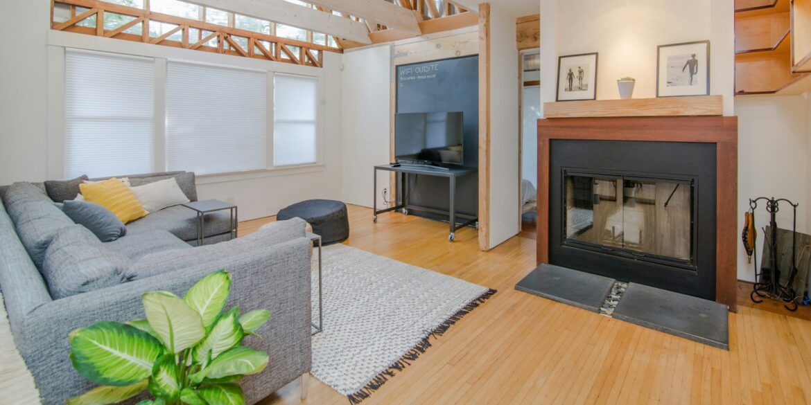 outsite-co-R-LK3sqLiBw-unsplash